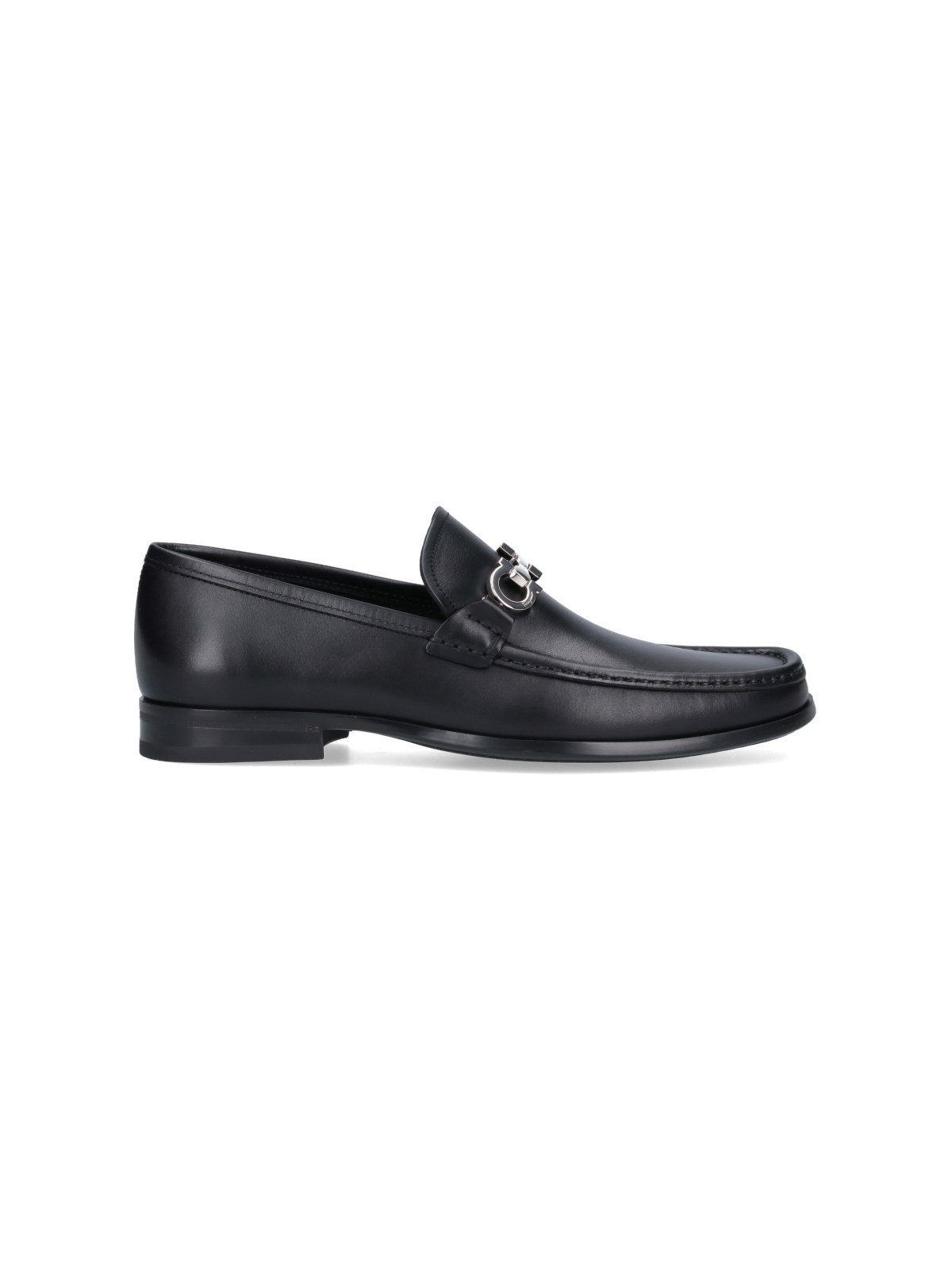 Ferragamo Reversible 'gancini' Loafers In Black  