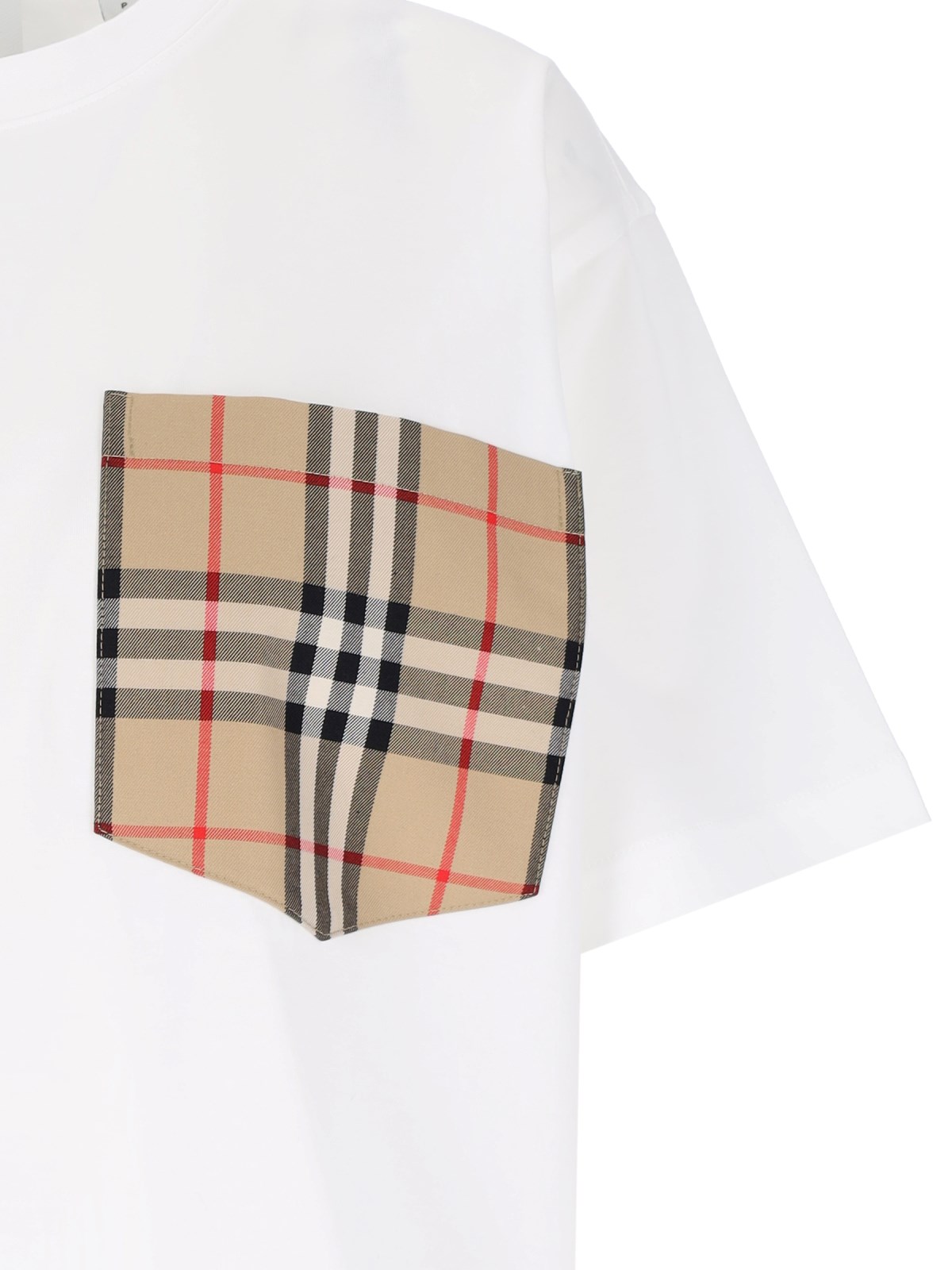 Burberry pocket t shirt online