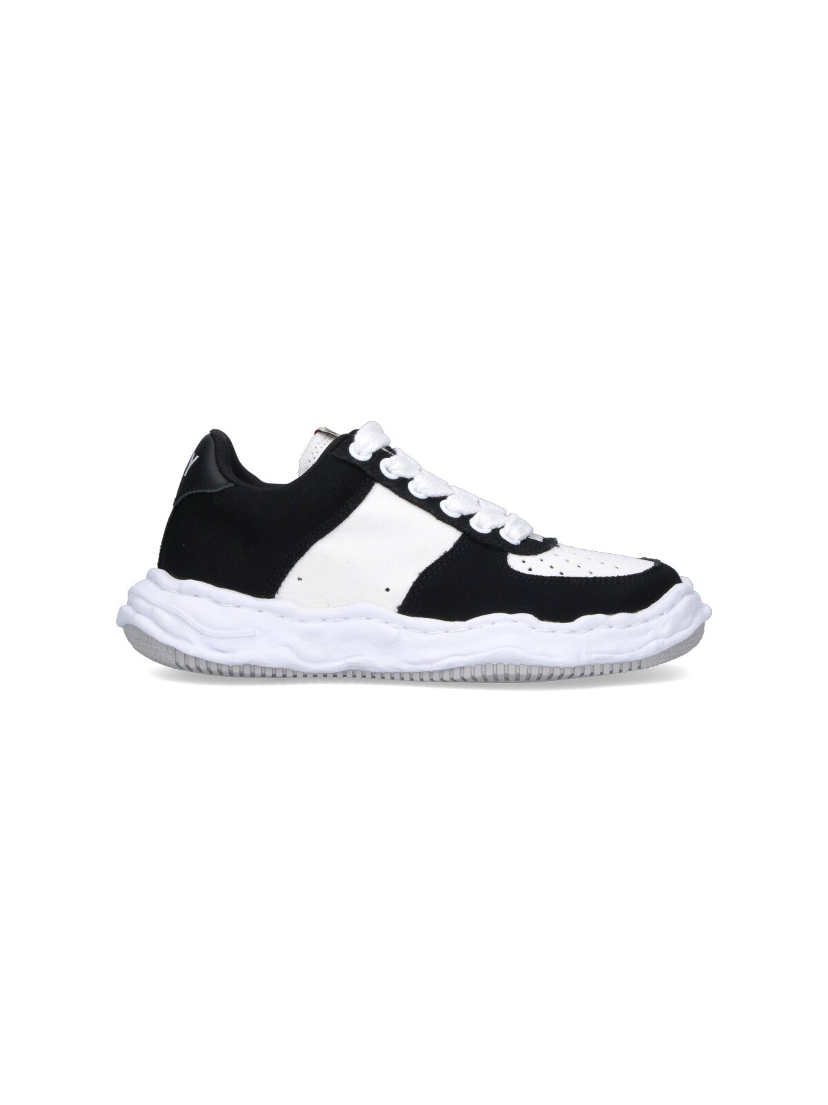 Miharayasuhiro "wayne" Low-top Sneakers In Black