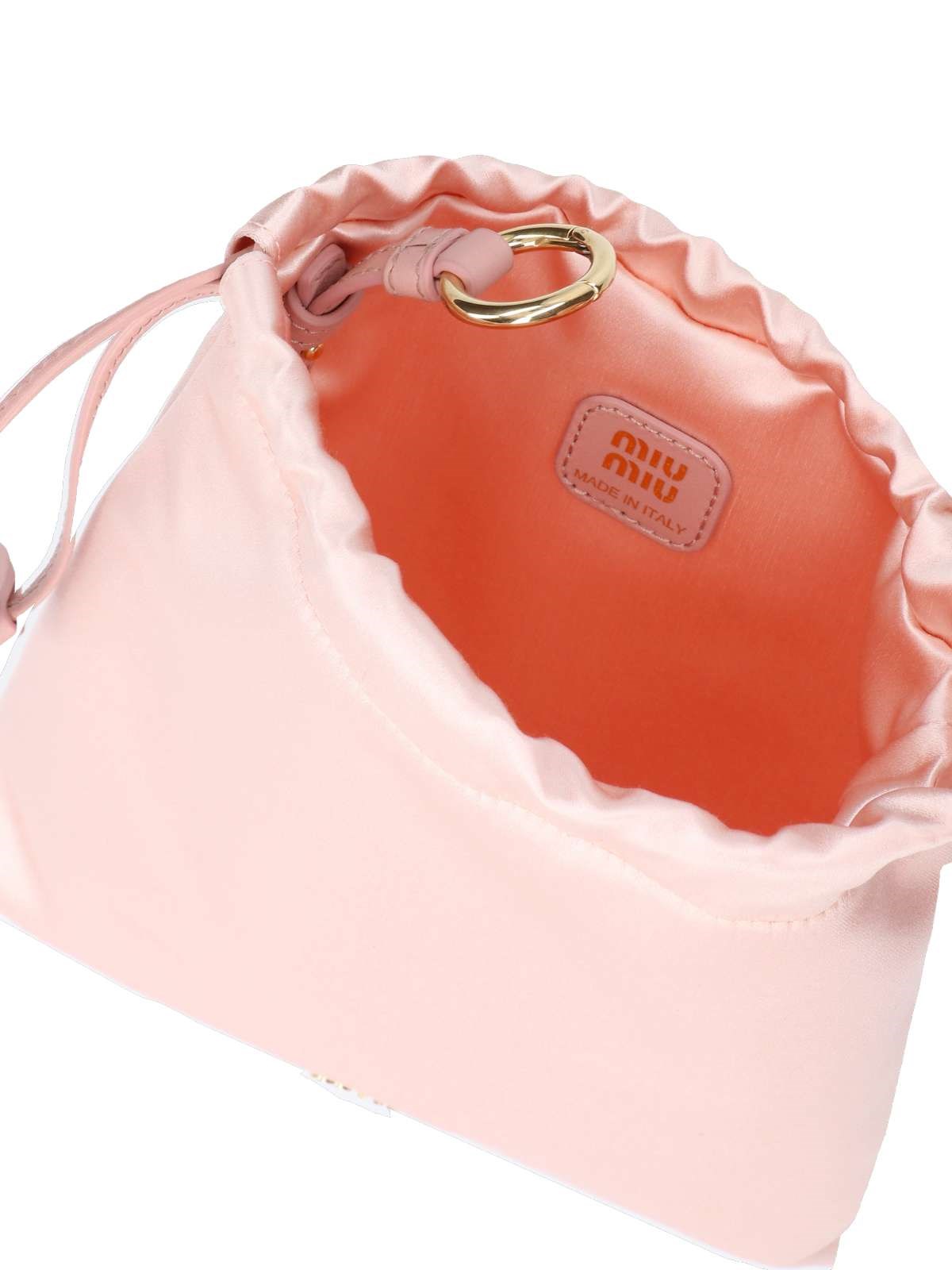 Shunme　miu miu ショルダーバッグ　巾着型 The Miu Miu Pocket Bag Melds Youthful Sensibility With Distinct