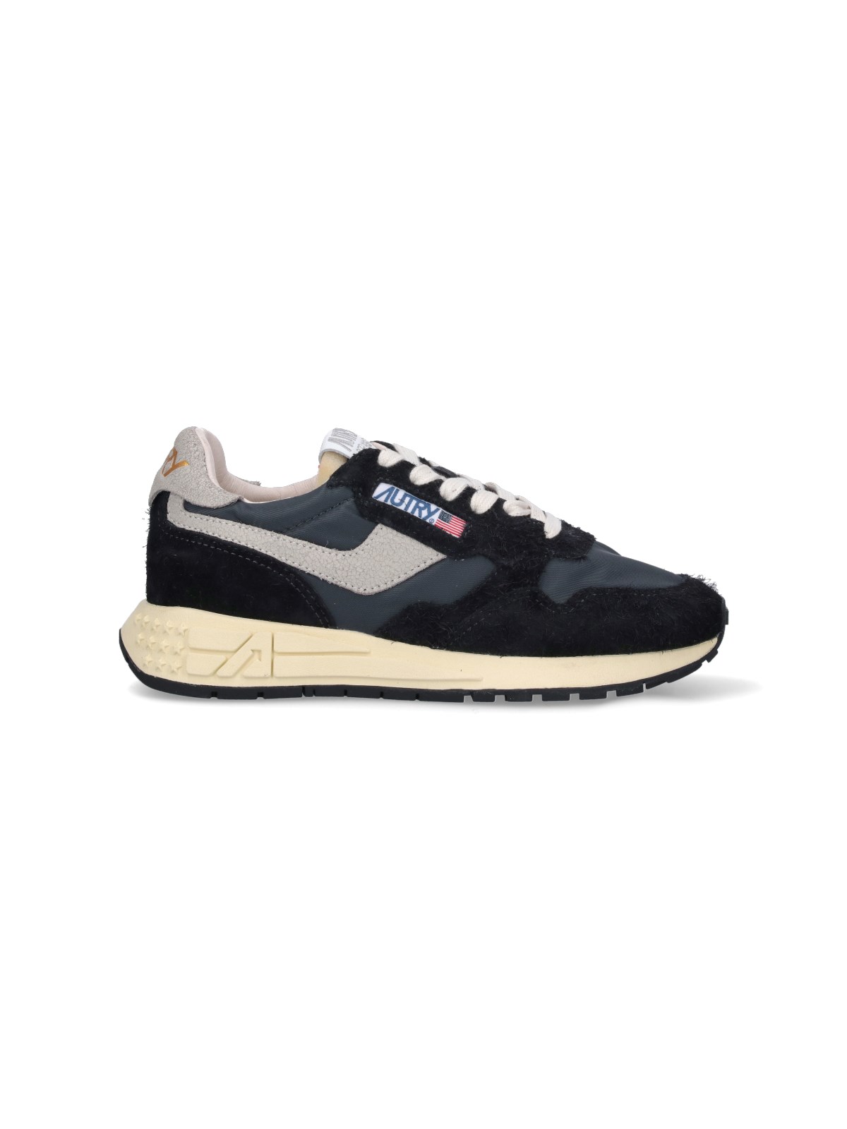 Shop Autry "reelwind Low" Sneakers In Black
