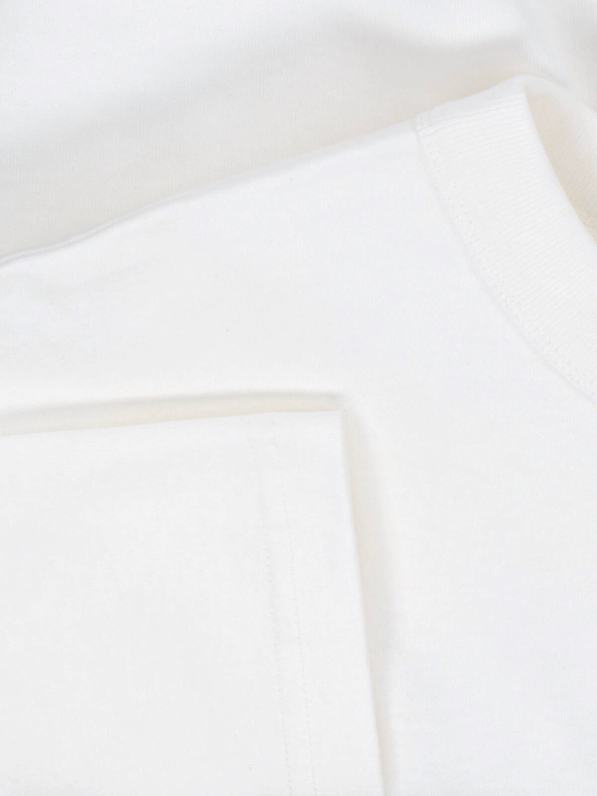 ボッテガヴェネタ woven leather heart Tシャツ ホワイト Bottega veneta Leather heart cropped t-shirt available on