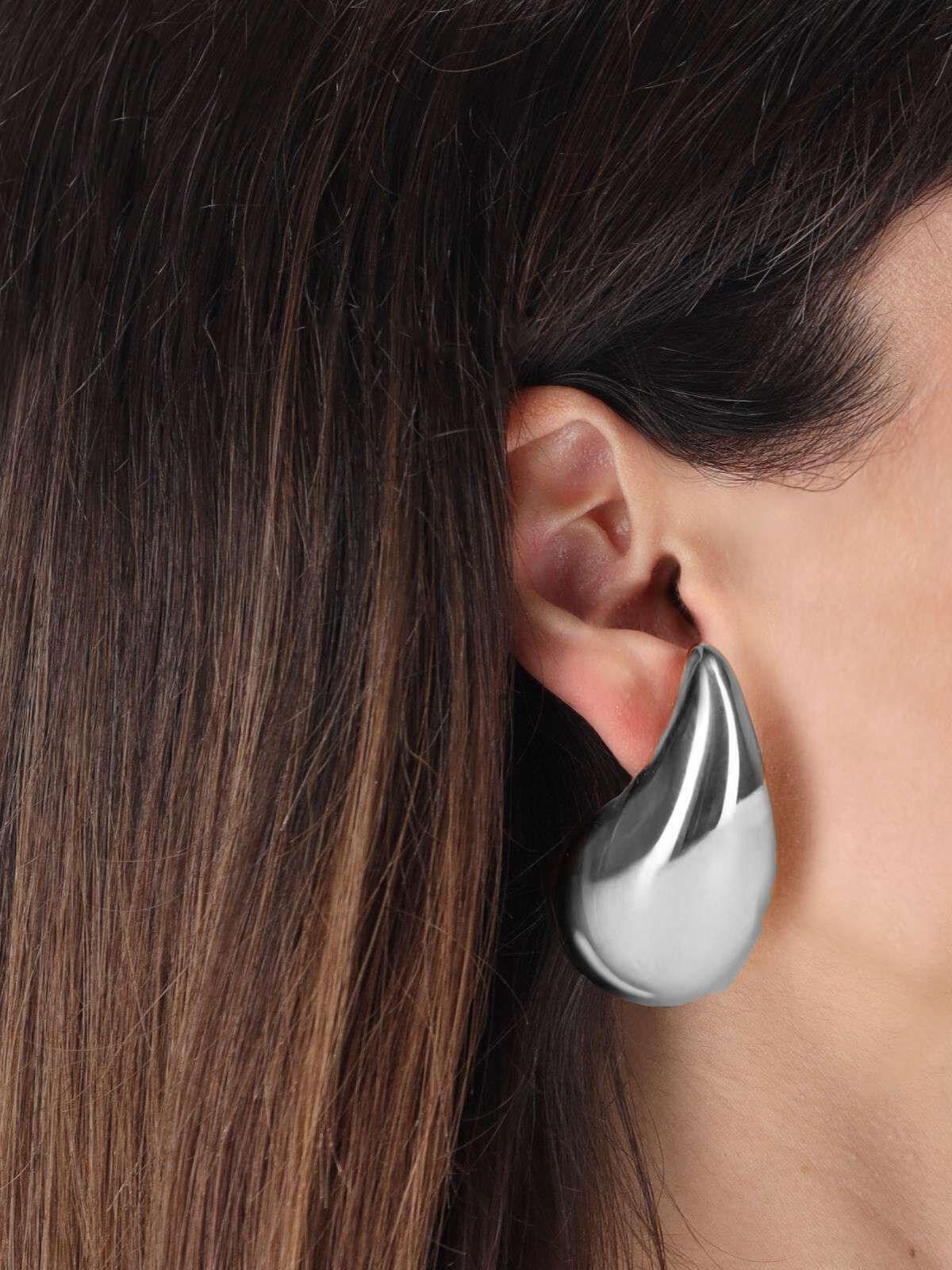 【関税＆送料込み】Bottega Veneta Earrings Bottega Veneta – Drop Earrings Silver | Carla Saint-Barth