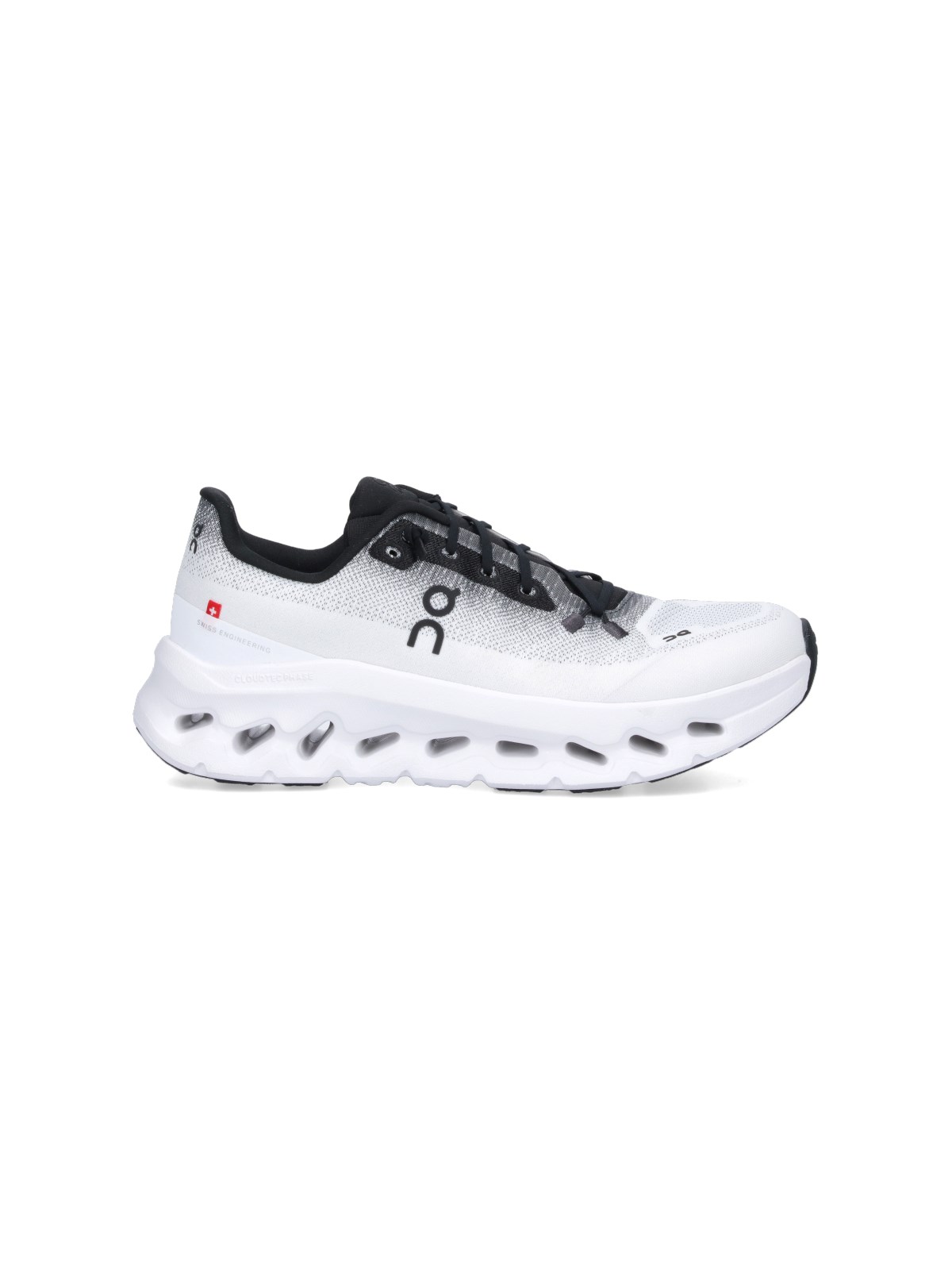 On Running Women's White Cloudtilt in Size 4, JD Sports - Image 8