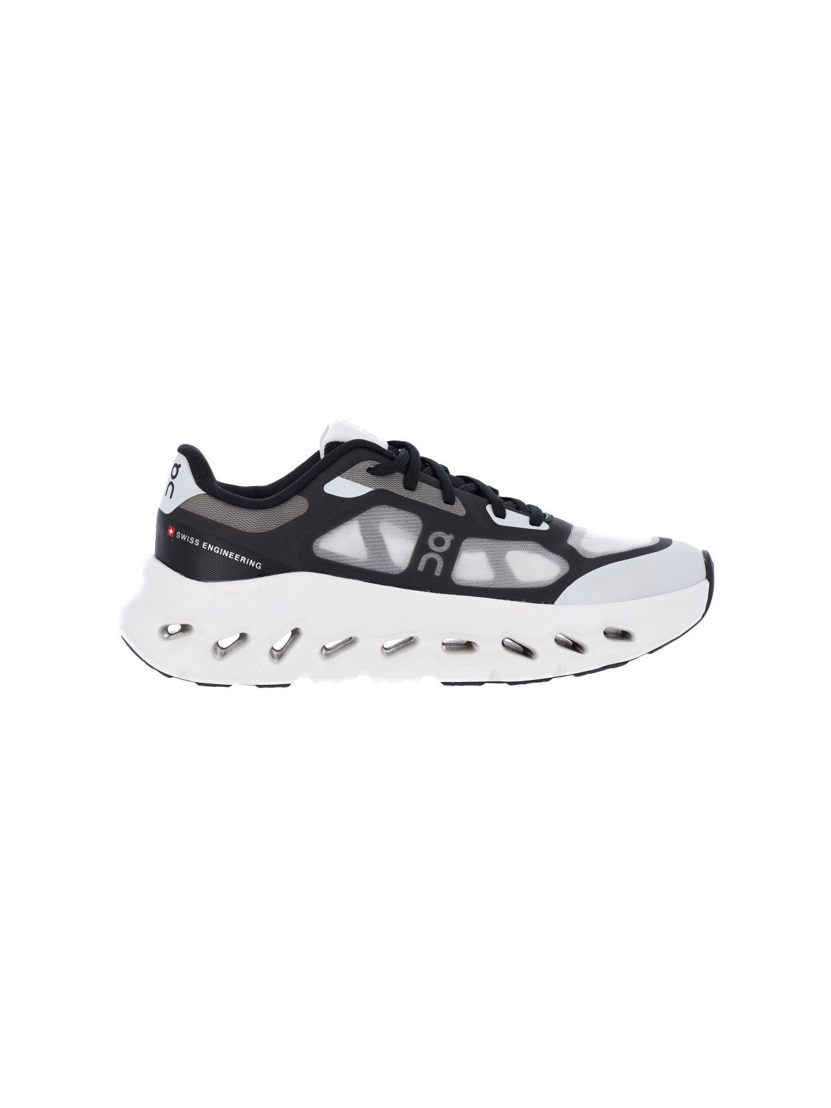 ON Sneakers "Cloudtilt Remix"